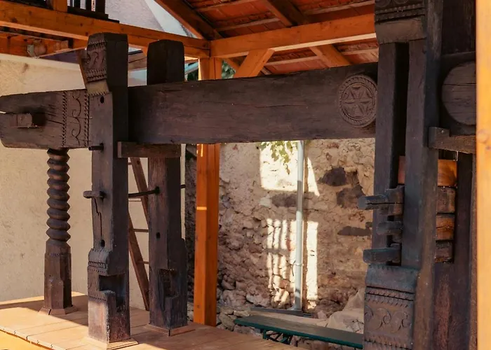 Bruderhaus 18 *
