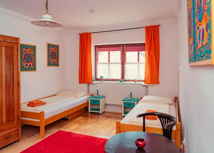 Bruderhaus 18 *